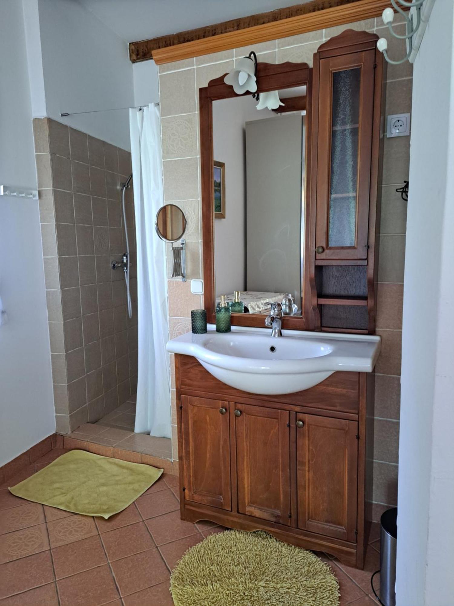 Mediterran Apartman Pecs Ngoại thất bức ảnh