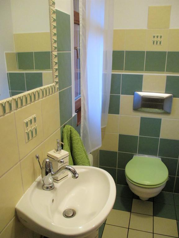 Mediterran Apartman Pecs Ngoại thất bức ảnh