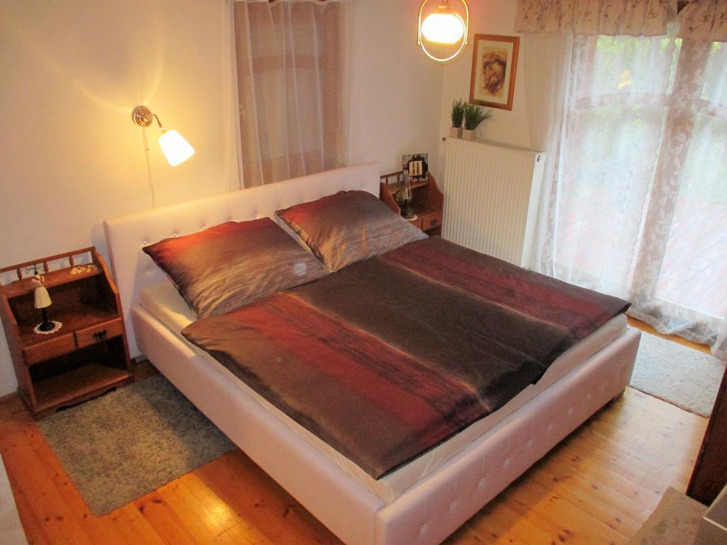 Mediterran Apartman Pecs Ngoại thất bức ảnh